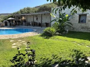 Villa Falassarni - Plátanos