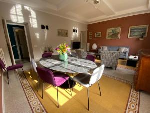 Timeless Elegance Near Vatican