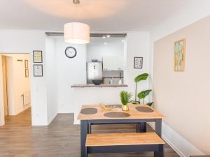 ImmoStay Waterfront Apartments - Balkon über Bremen & Parking