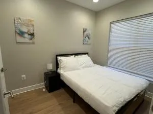 LUX Entire House 4BR in DC - Private Garage - 国会山高地