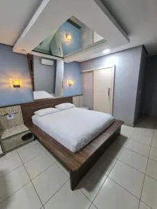 Velit Prime Motel - 埃雷欣