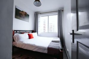 Fully Equipped 1BR in Nairobi with Pool, Gym and Fast wifi