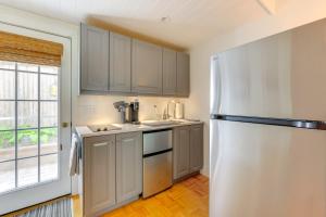 Steps to Beach Stylish and Lofted Provincetown Gem
