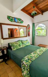 Tico Tiki Vacation Villa, 5 Bedroom