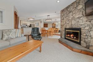 Ski on Ski Off Obertal