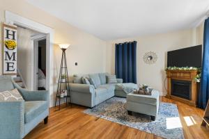 UNH Home Base 10 minutes from beach