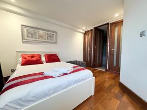 Kensington Premium Three Bed Suites