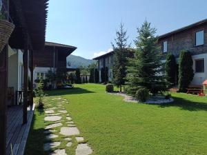 Вила Ибър село Радуил