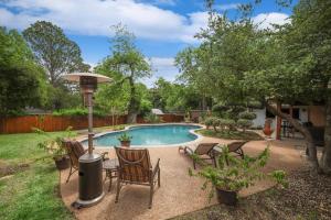 Highland Village - 4BR w Backyard Pool Oasis