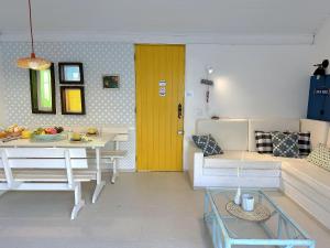 Casa praiana em excelente localização | ROPL12