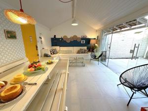 Casa praiana em excelente localização | ROPL12