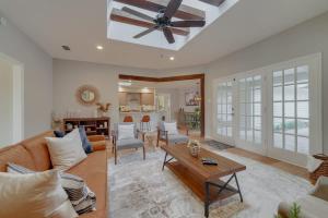 Best of Richardson - 5BD-3BA with Pool, Patio, BBQ