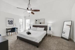 Luxury Home w Hot Tub near DFW Airport