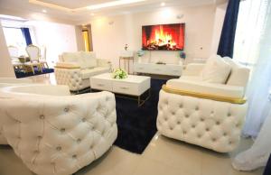 Executive 2 Bedroom Apartment