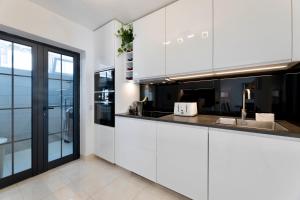 Villa Playa Blanca - Heated pool, AirCon