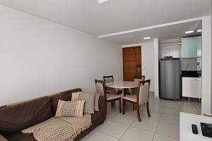 PÉ NA AREIA Raridade, Jardim Oceania com Piscina e garagem