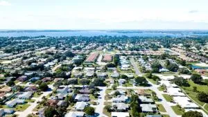 Kim's Palm Cottage - Palma Sola Park