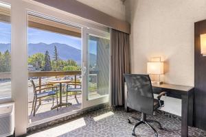 Best Western Plus Banff International Lodge