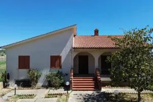 Villa Magnolia-Relax in collina - Comitini