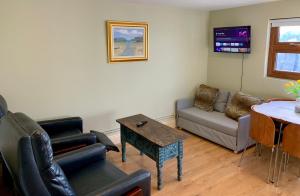 Carrigadaggen Lodge 2 king bed Apartment - Spacious & Comfy!