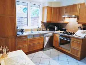 Maisons de vacances Charmant Pavillon - 15 min de Paris - Gare a 300 m : photos des chambres