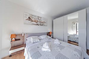 Apartments by the sea Ubli, Lastovo - 8344