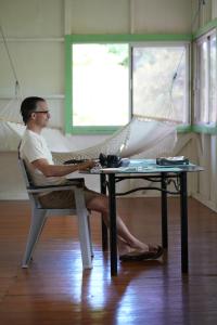 Drago Beach House - Private Beach