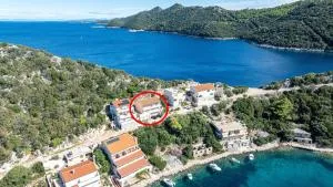 Apartments by the sea Zaklopatica, Lastovo - 12452 - Lastovo
