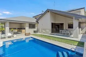 Soldiers Cove Luxury Retreat - Coodanup