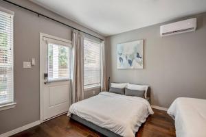 Palmer Hotel Suite Retreat in the Heart of Houston