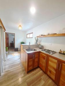 Colibrí Villa, 800 m from Beach