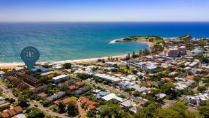 Moon Glow Views, Short Walk To Beach Accom Holidays