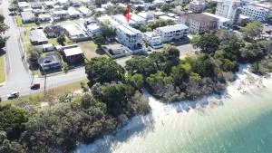 Golden Beachfront Holiday Home - Caloundra West