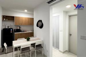 Arena Suite with Netflix KLIA