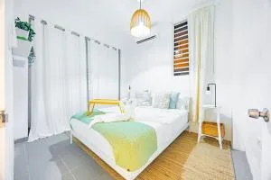 Oceanview Escape Private Pool Villa - Islote