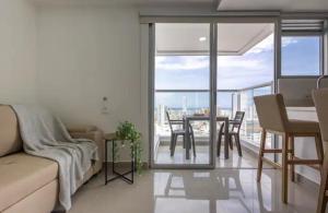 Espectacular Duplex en Bocagrande con Vista al Mar y la Bahia