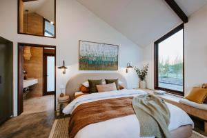 Oak Studio at Kavillo