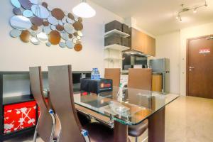 Good Deal and Strategic 1BR LAvenue Apartment By Travelio