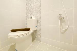 Homey and Comfortable 2BR at Tokyo Riverside PIK 2 Apartment By Travelio