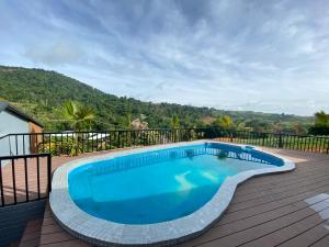 ภูกระทิง เขาค้อ by Gustavia