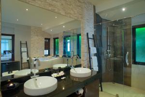 Koh Samui Lifestyle Private Luxury Beach Front Villas