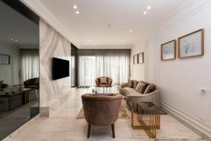 New Cairo Elegant Skyline Studio Overlooking Mirage Golf