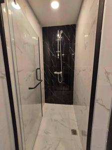 Downtown Comfy Stay - Ivory Residences