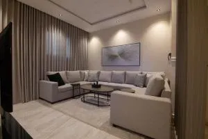 شقه 1فاخره بمدخل خاص وغرفتين نوم بالامكان توسعتها لثلاث غرف نوم - 阿尔卡吉