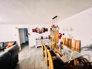 Luxury room near train station and city centre