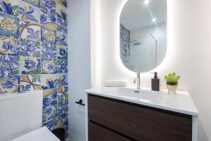FLORIT FLATS - The Ceramic Apartments - Free Bikes