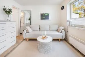 Book an apartment just for you in central Tromsø - Vikran