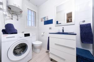 Apartment La Vela Azul - Pool & Tennis - Free AC & Good WIFI - By Lanzarote Vacation Homes