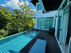 Seaview Prima Villa Karon beach