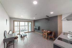 Pohang Beach63 Spa Pension